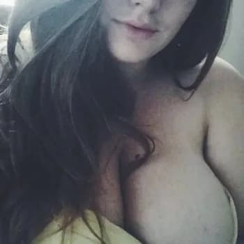 Profil de Ella, 30 ans, Escort à Duerne (Rhône)