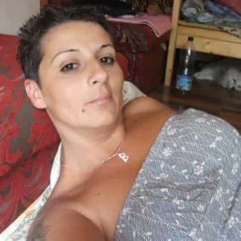 Profil de Elza, 23 ans, Escort à Houécourt (Vosges)