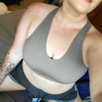 Profil de Hanna, 28 ans, Escort à Ableiges (Val-d'Oise)