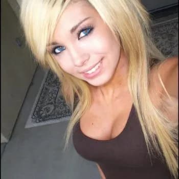 Profil de Yaël, 32 ans, Escort à Montchal (Loire)