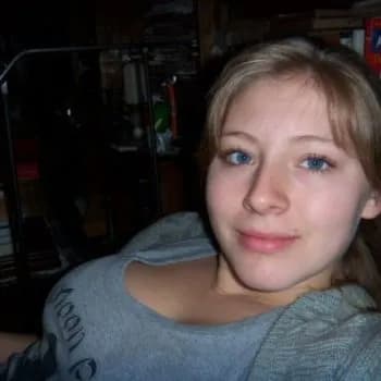 Profil de Clarence, 24 ans, Escort à Chandolas (Ardèche)