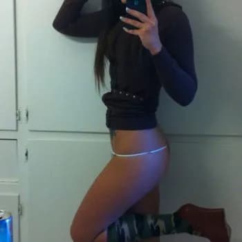 Profil de Linoa, 28 ans, Escort à Givry (Yonne)