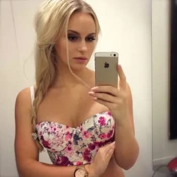 Profil de Cassandra, 38 ans, Escort à Crédin (Morbihan)