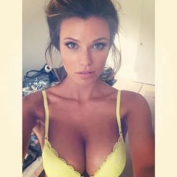 Profil de Lyra, 41 ans, Escort à Margon (Hérault)