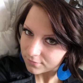 Profil de Tara, 29 ans, Escort à Vaumas (Allier)