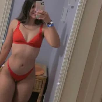 Profil de Ayna, 26 ans, Escort à Saint-Florentin (Indre)