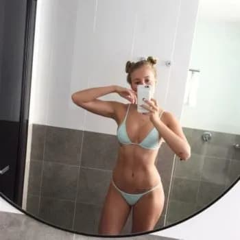 Profil de Hiba, 31 ans, Escort à Nozières (Ardèche)