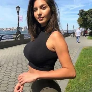 Profil de Léontine, 37 ans, Escort à Allons (Alpes-de-Haute-Provence)