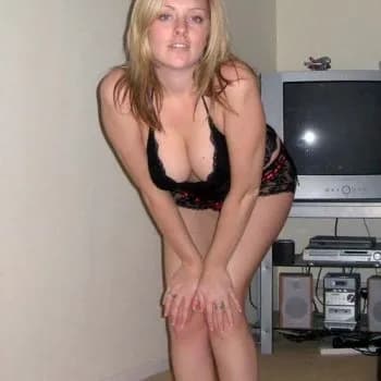 Profil de Issra, 25 ans, Escort à Champignolles (Côte-d'Or)